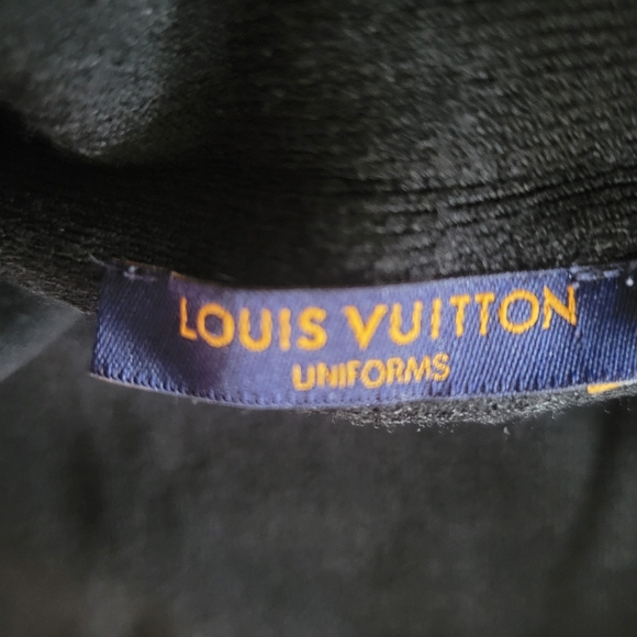 Louis Vuitton Women’s Size S • Black Uniform Polo Shirt Top - Picture 9 of 9
